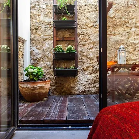 Apartment The Old Stables Chiado