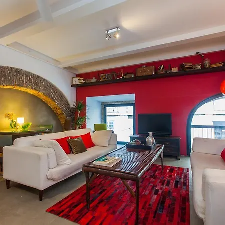 The Old Stables Chiado Apartment