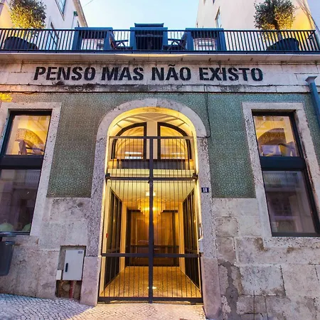 Apartment The Old Stables Chiado